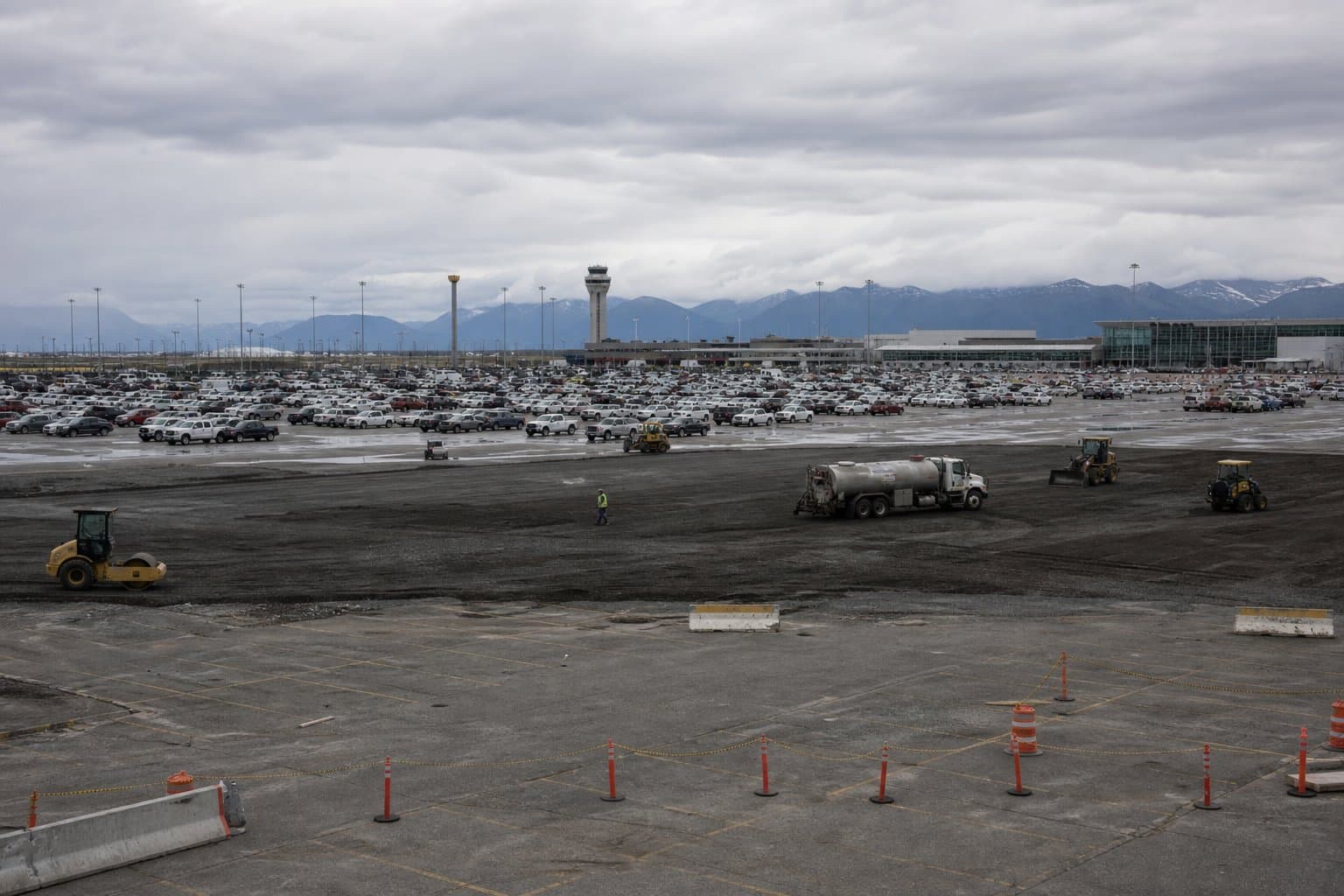 Cover image for article: Anchorage's airport is finally expanding its parking