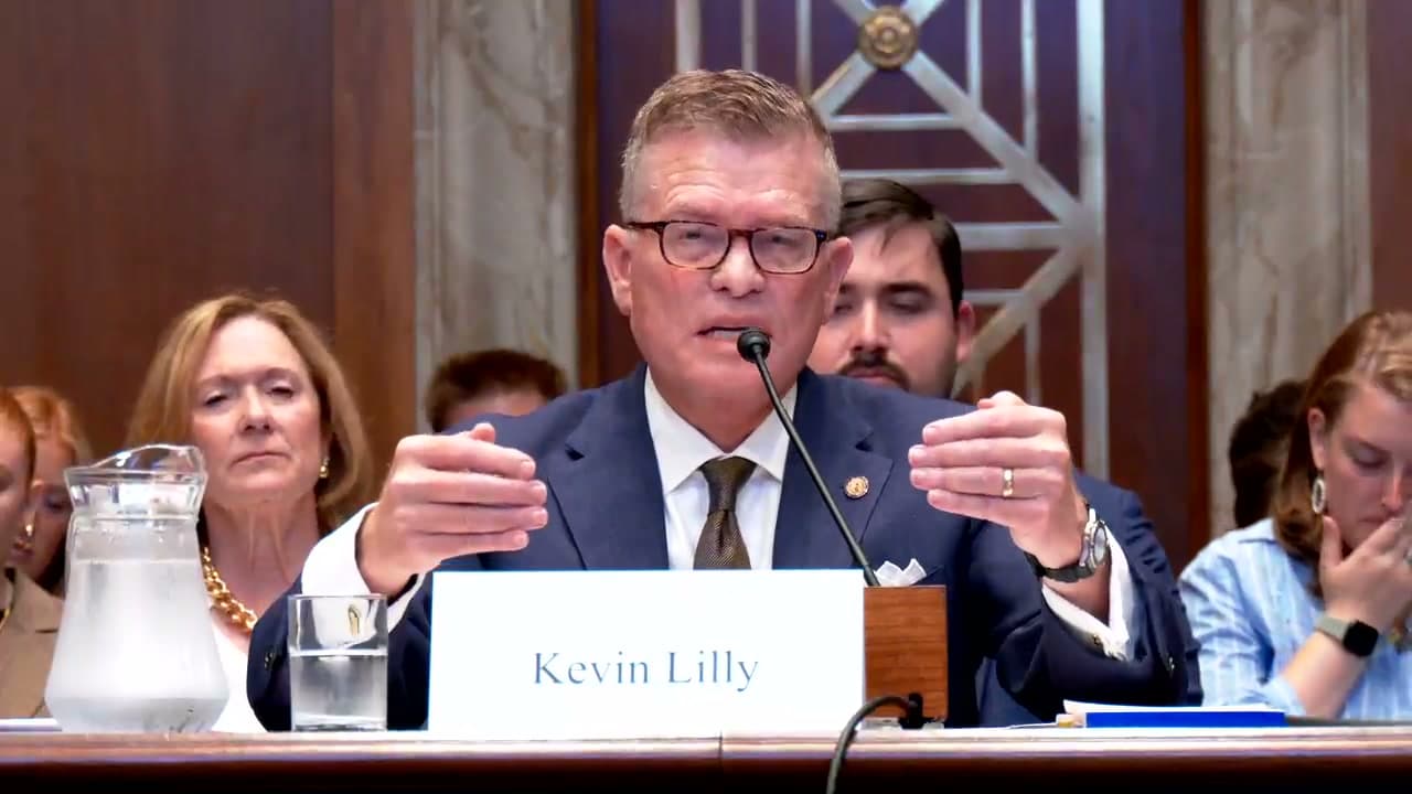 Cover image for article: Trump Wildlife Pick Wants Fewer ESA Lawsuits — Alaska Is Ground Zero