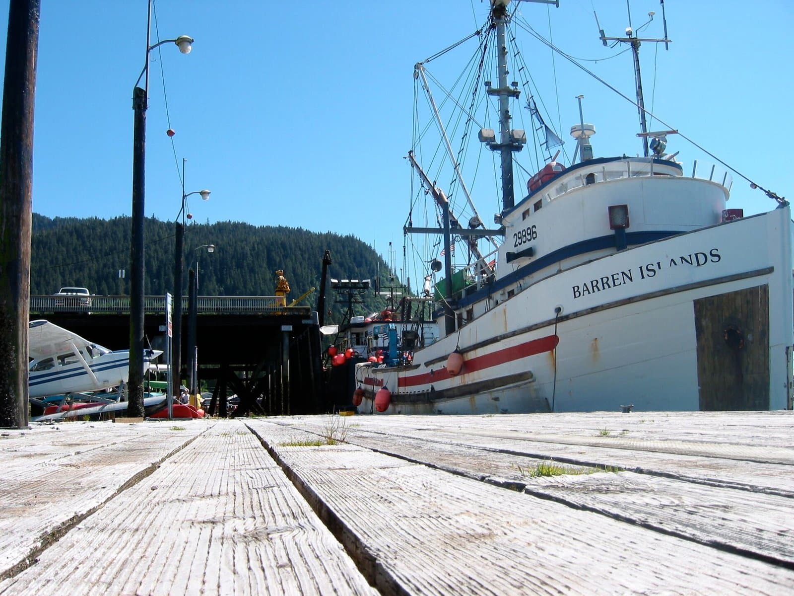 Cover image for article: Outside scientists find NOAA's Alaska fishing observer program sound, recommend no 2027 changes
