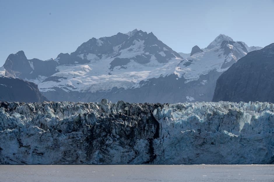 Cover image for article: Park Service awards $4.5 million to rebuild Glacier Bay waterline for fire flow