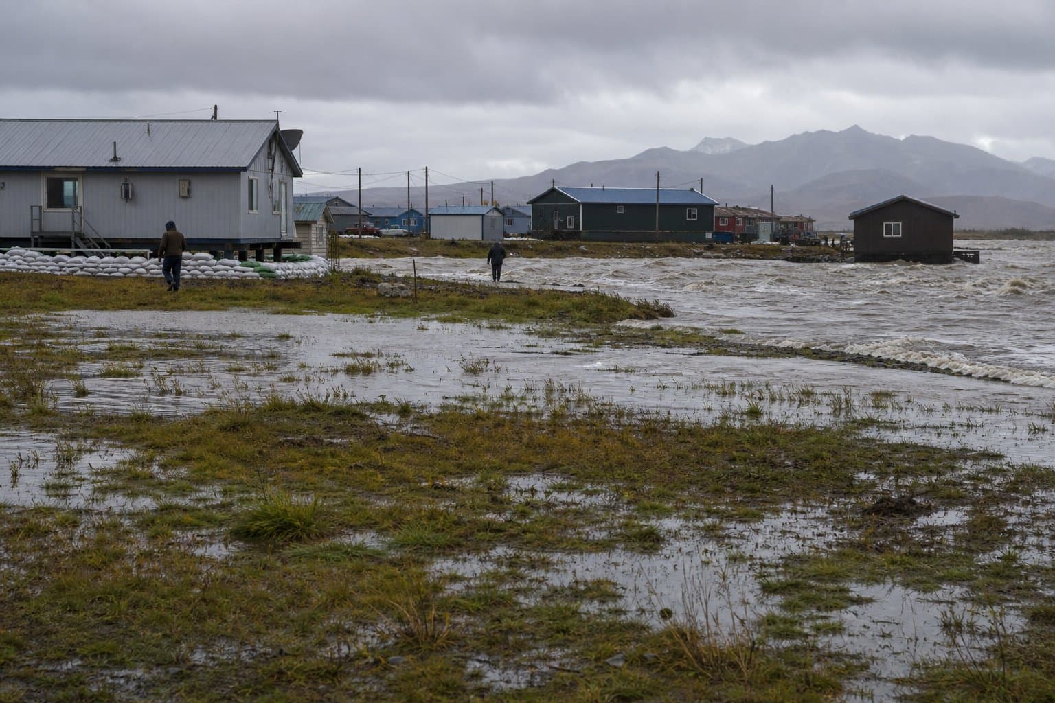 Cover image for article: Flood watch for Kwethluk, Kasigluk and Bethel runs through Saturday afternoon
