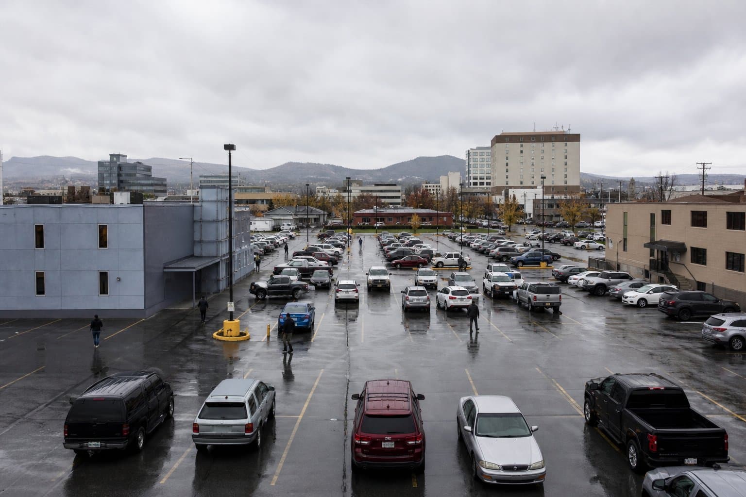 Cover image for article: Anchorage Assembly ordinance restores parking permit rule its planning commission voted 8-0 to cut