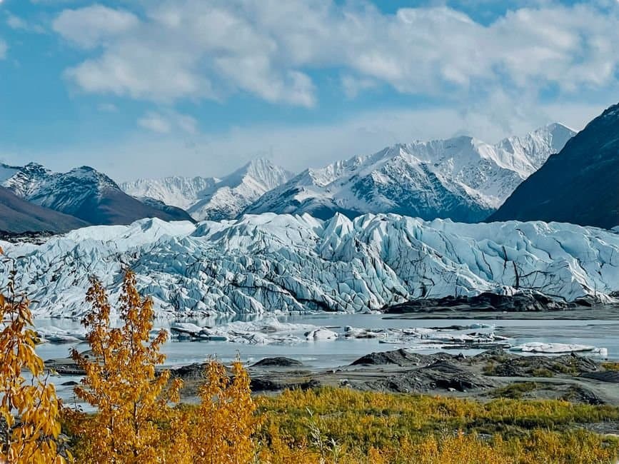 Cover image for article: Park Service warns of ice collapse and tsunami waves at Aialik Glacier