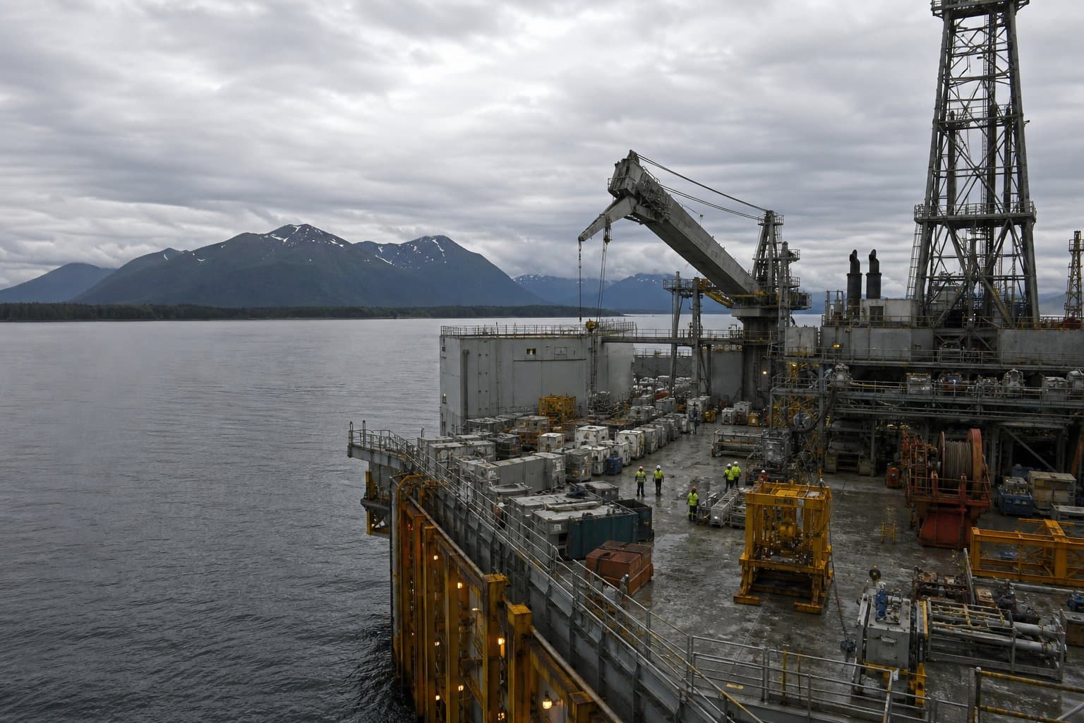Cover image for article: State orders BlueCrest to start Cosmopolitan gas production by March 2027
