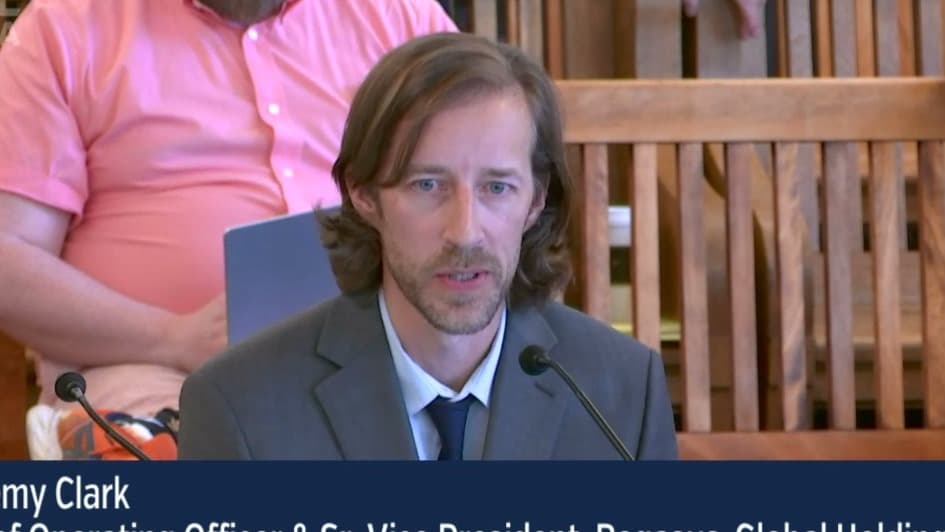 Cover image for article: Consultant warns Senate Finance that Alaska LNG faces megaproject risks