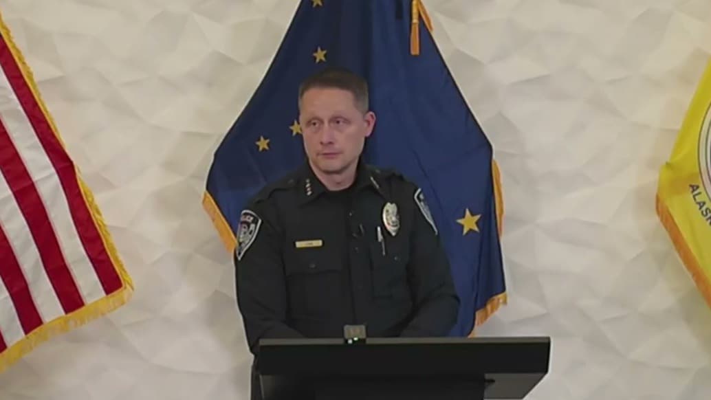 Cover image for article: Anchorage police kill man in Huffman area, saying he fired a gun during a struggle