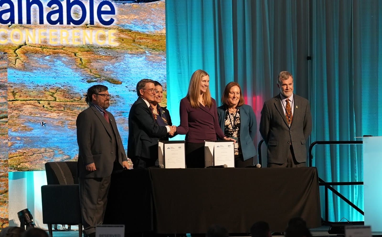 Cover image for article: National Lab, University of Alaska Fairbanks sign energy partnership