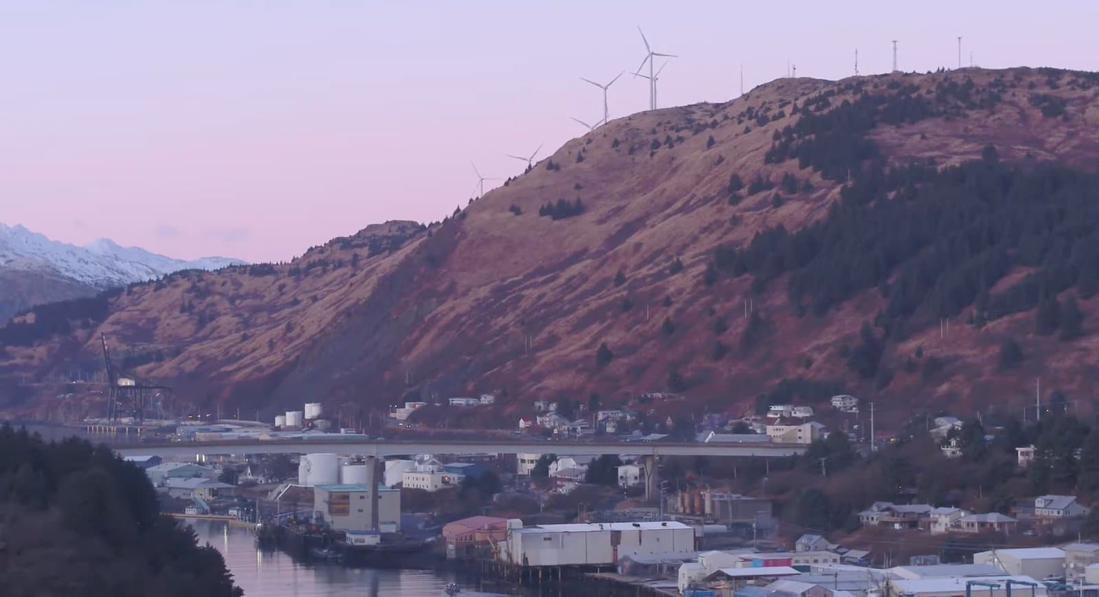 Cover image for article: Kodiak drill conductor course trains mariners to lead safety drills