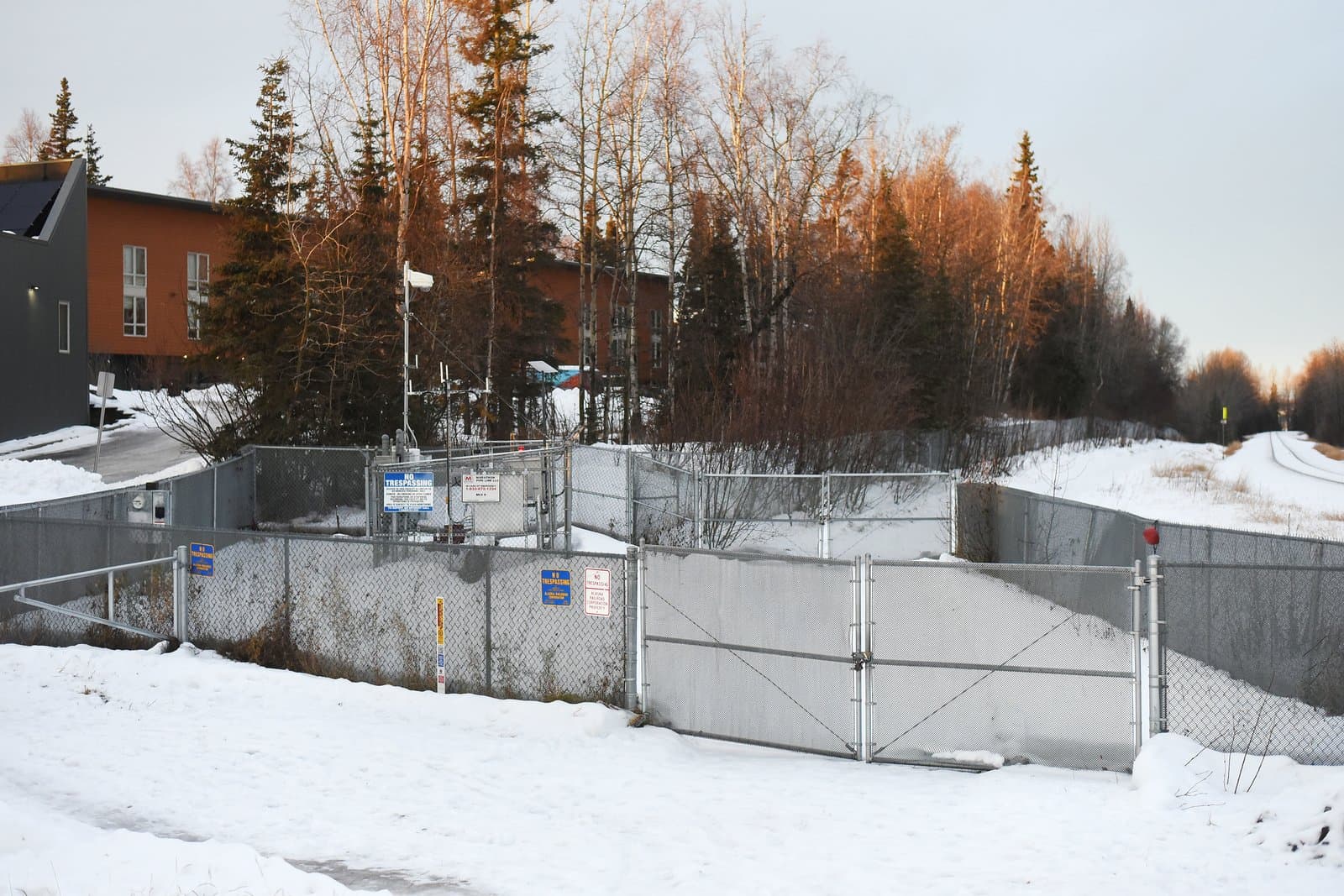 Cover image for article: VA awards $3.73 million to repair the Building 100 moisture barrier in Anchorage