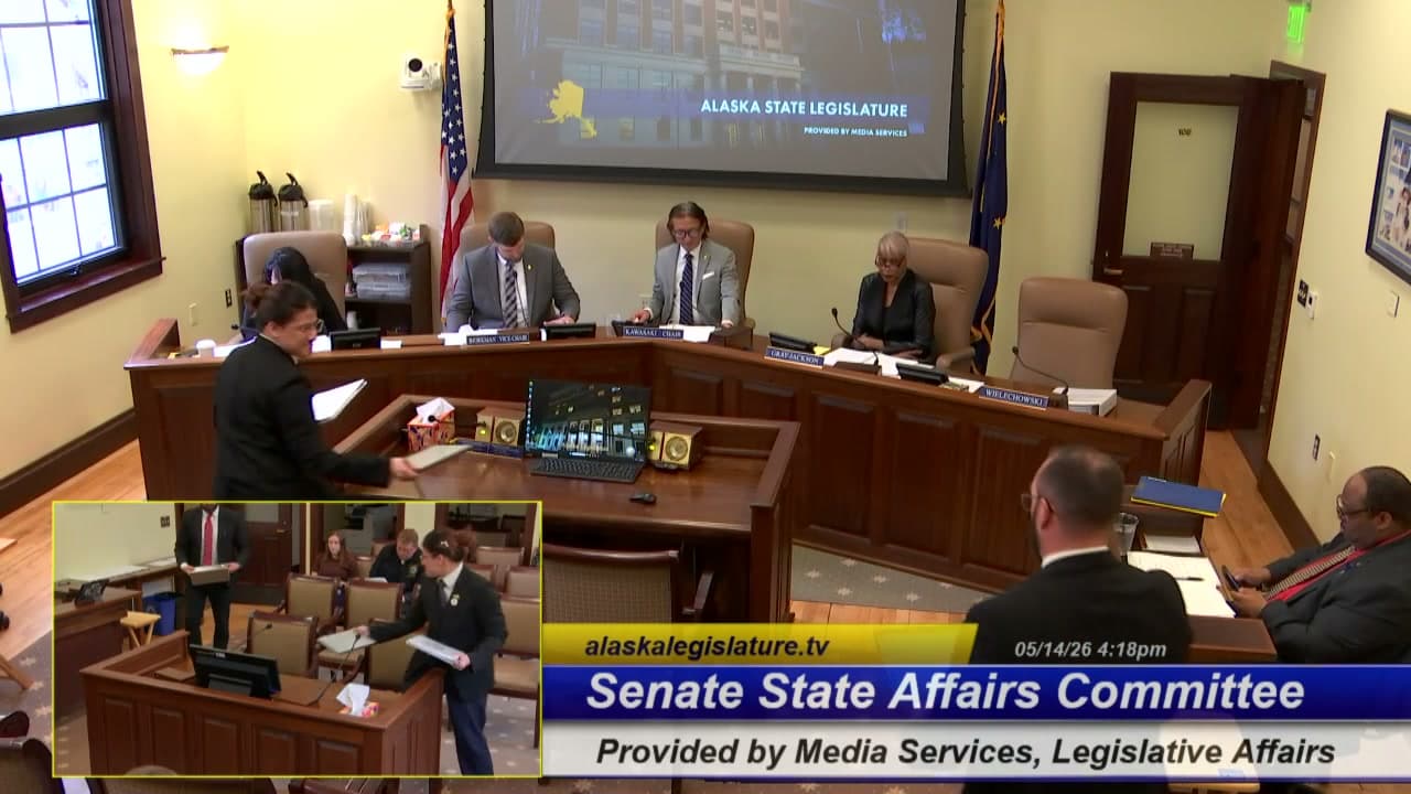 Cover image for article: Autonomous vehicle bill advances despite state warnings on outdated standards