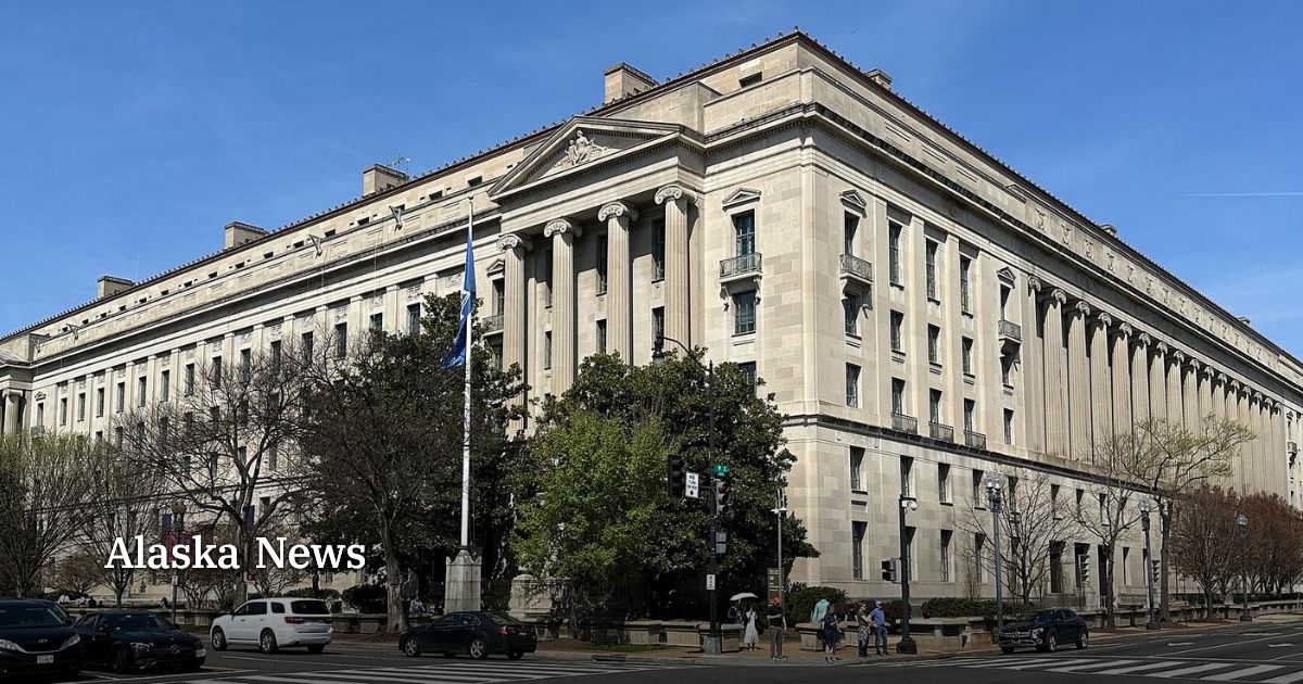 Judge fast-tracks Peltola campaign's bid to dismiss DOJ's Alaska Senate ...